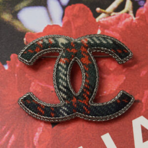 Chanel Edinburgh collection brooch B13A green red plaid tweed CC logo 2 inch