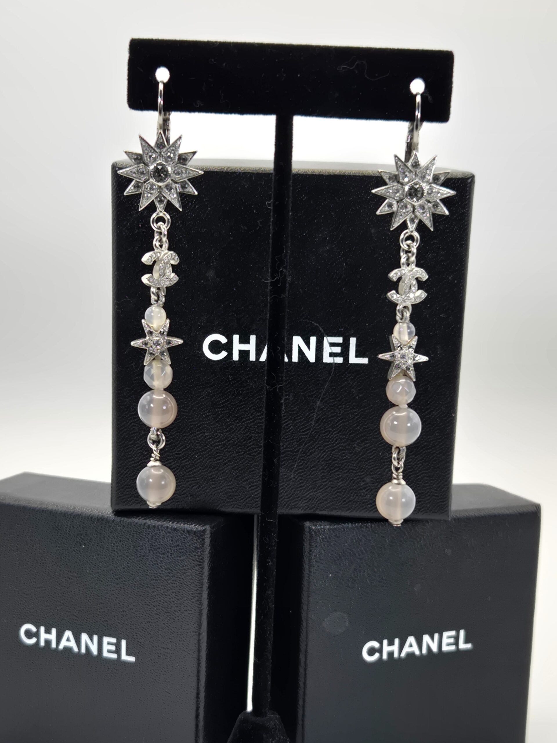 Chanel 15A long star crystal dangle earrings silver tone with pearl bead drops 3.5 inch