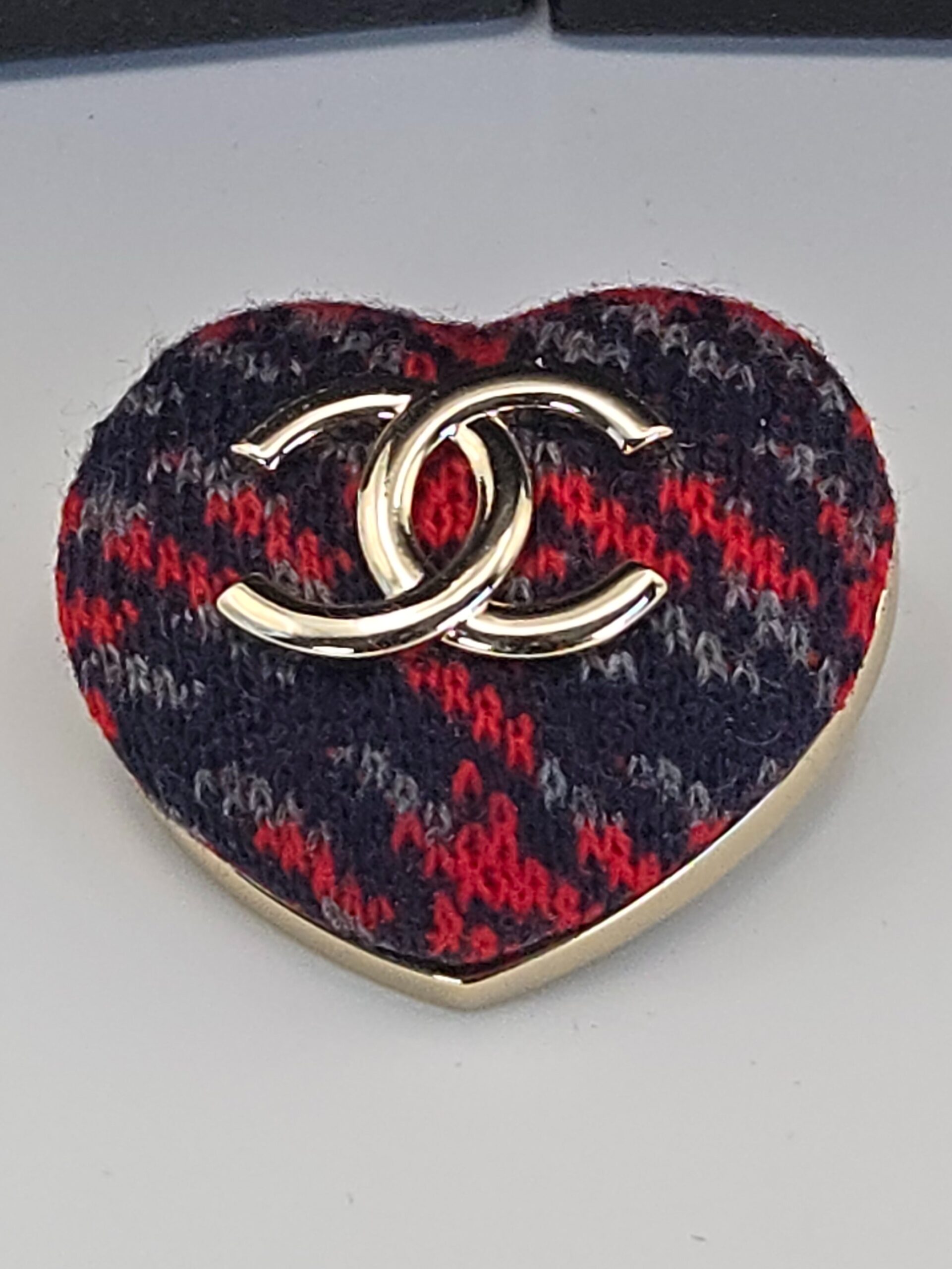 Chanel heart tweed CC brooch red blue gray 1.5 inch B22K