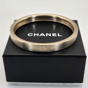 Chanel B11A gold tone bangle bracelet size 8 2.6 inch diameter