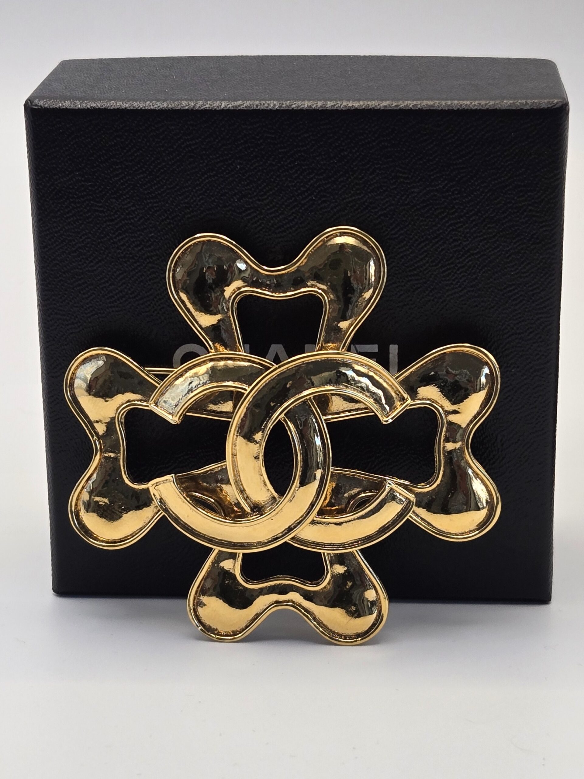 Chanel 94P gold tone CC clover brooch large logo 2.75 inch