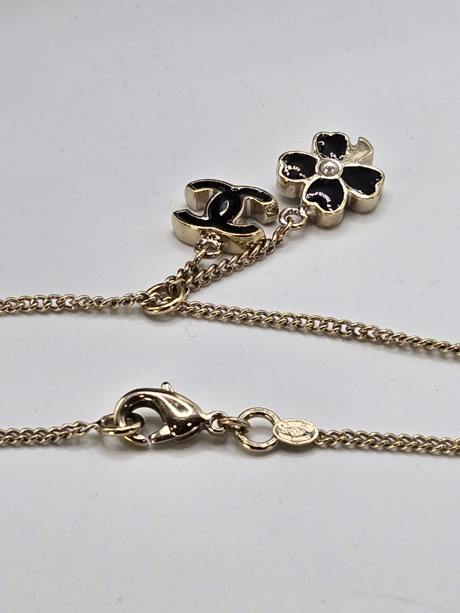 Chanel 07P Clover Necklace