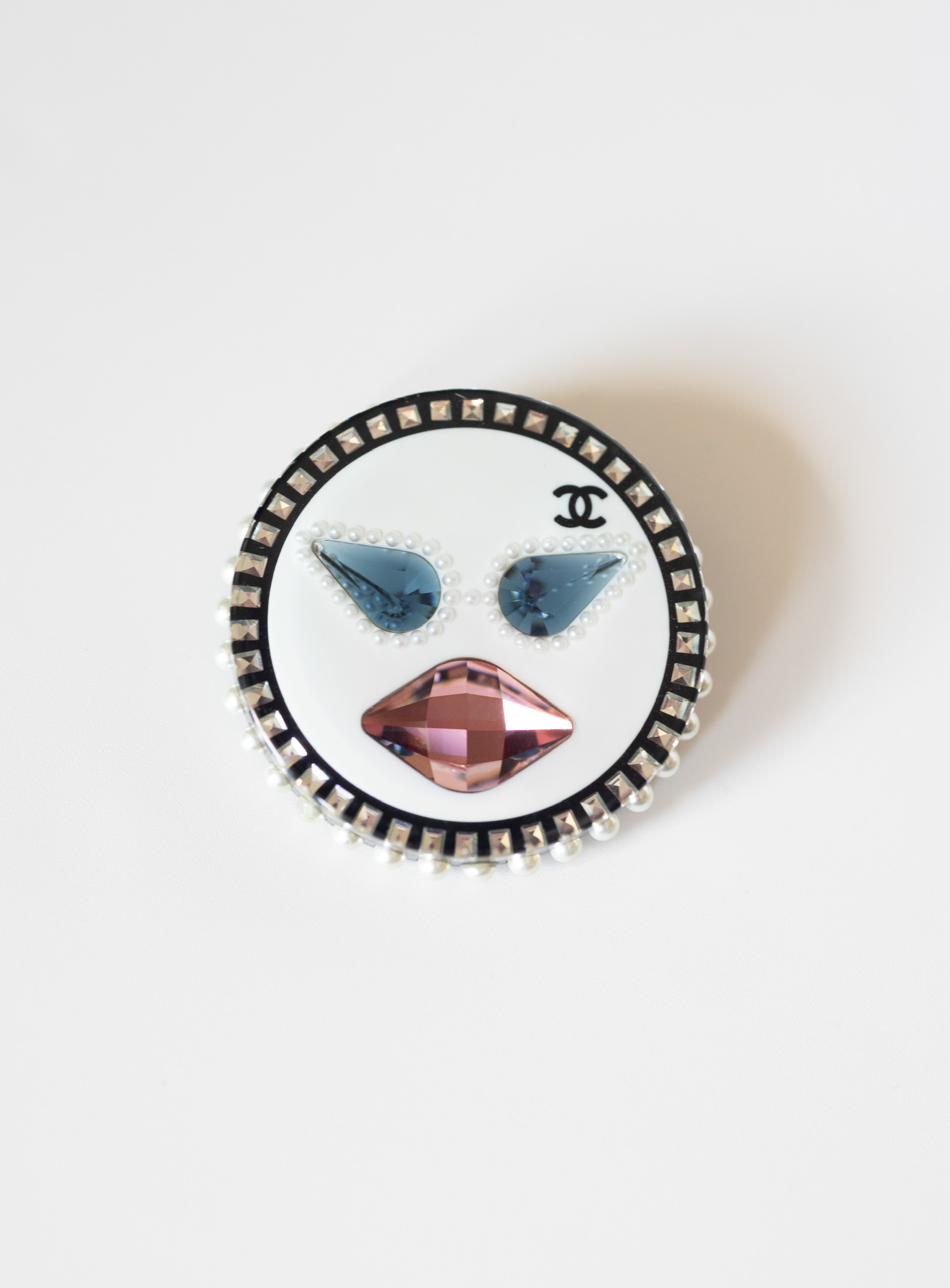 Chanel 16K Emoji Face Crystal and Pearl Brooch – 2"