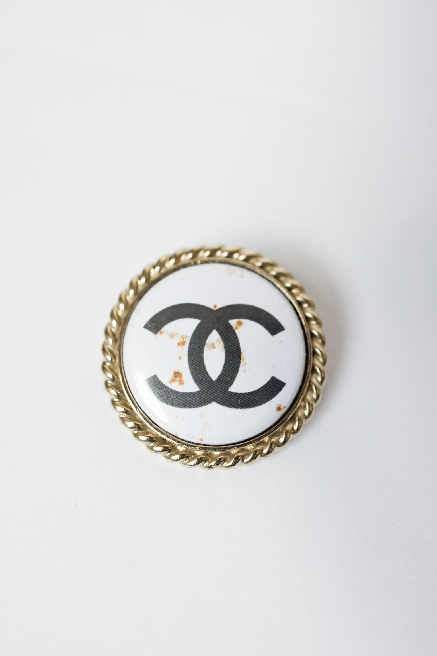 Chanel 08P White and Black CC Logo Round Brooch – 1.25"
