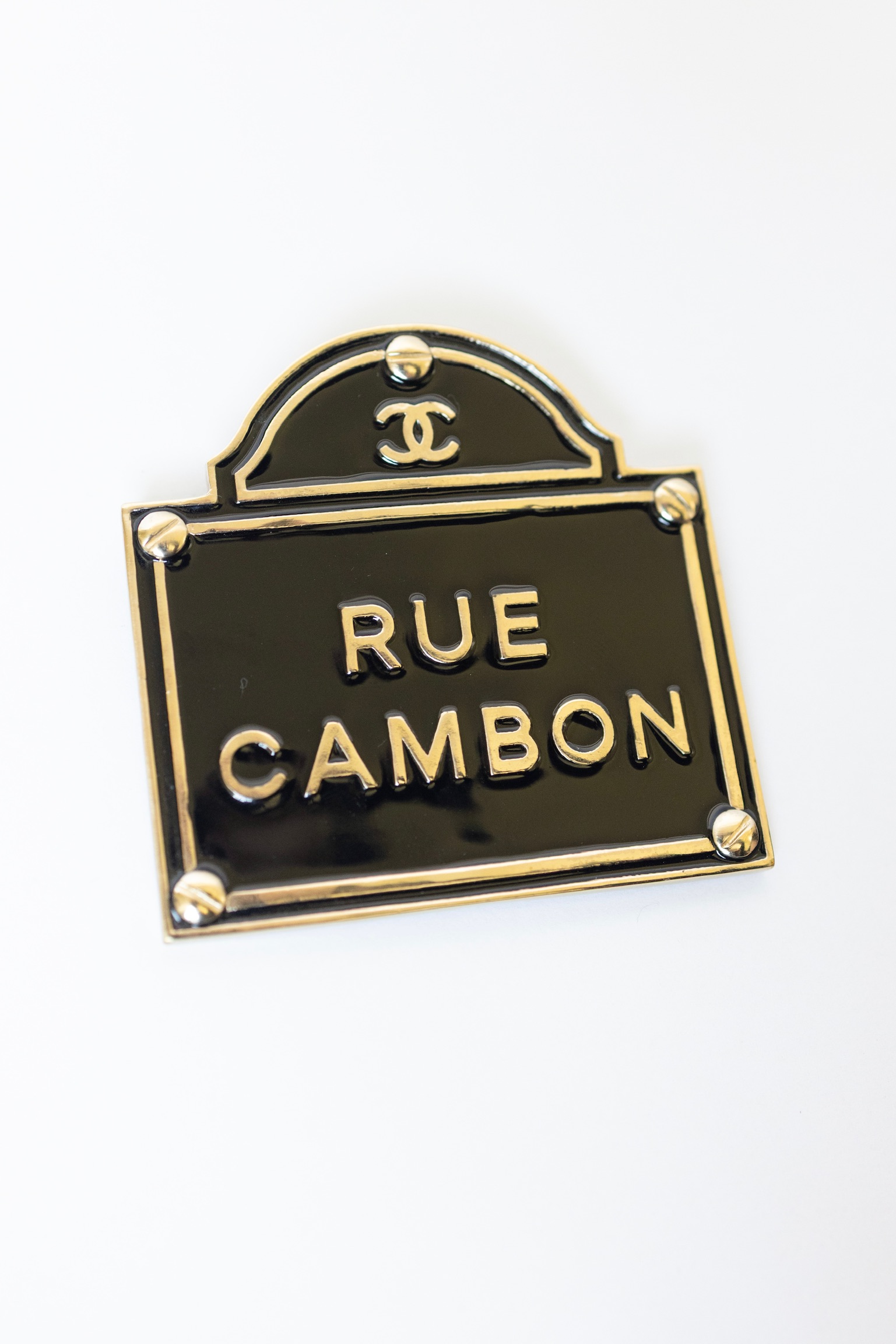 Chanel B15S Rue Cambon Black and Gold Large Brooch – 2.25"
