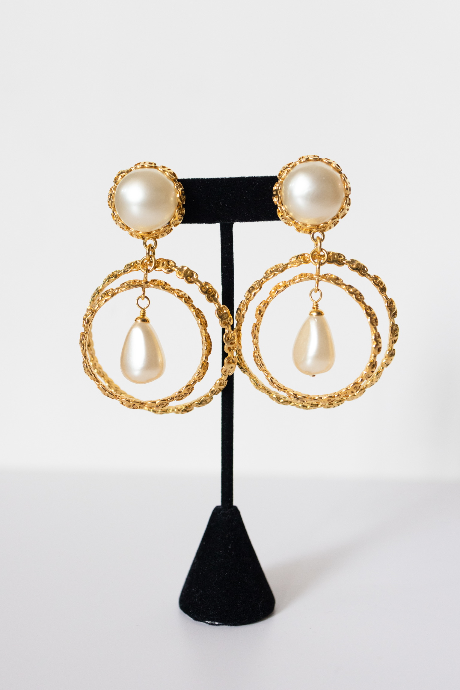 Chanel Collection 28 Gold-Tone Circle and Teardrop Statement Earrings – 3.5"